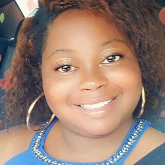 Meet your Posher, Miranda - Picture 1 of 1